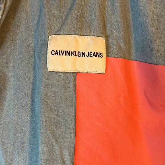Color Blocked Calvin Klein Denim Top - Picture 3 of 8